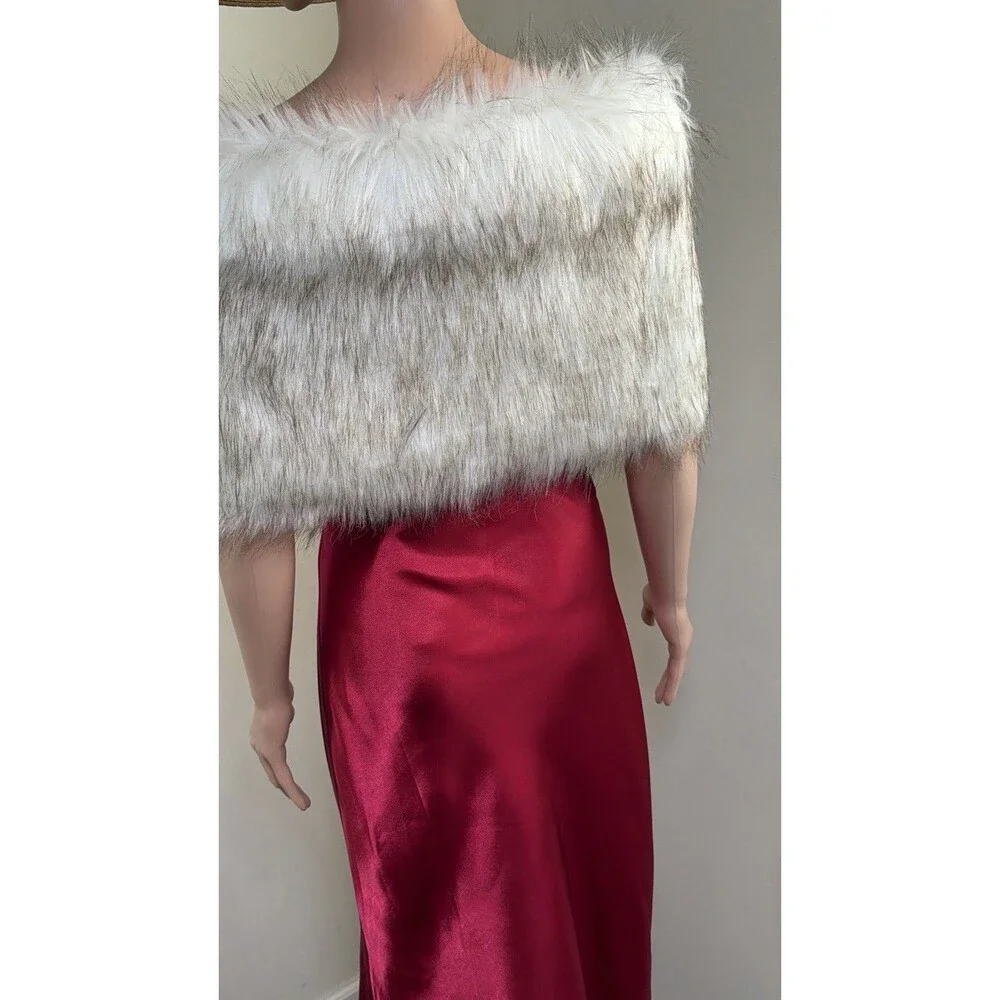 CLMMEIYUAN Ivory Faux Fur Wrap Shawl Stole Satin Lined  Wedding Bridal Shrug